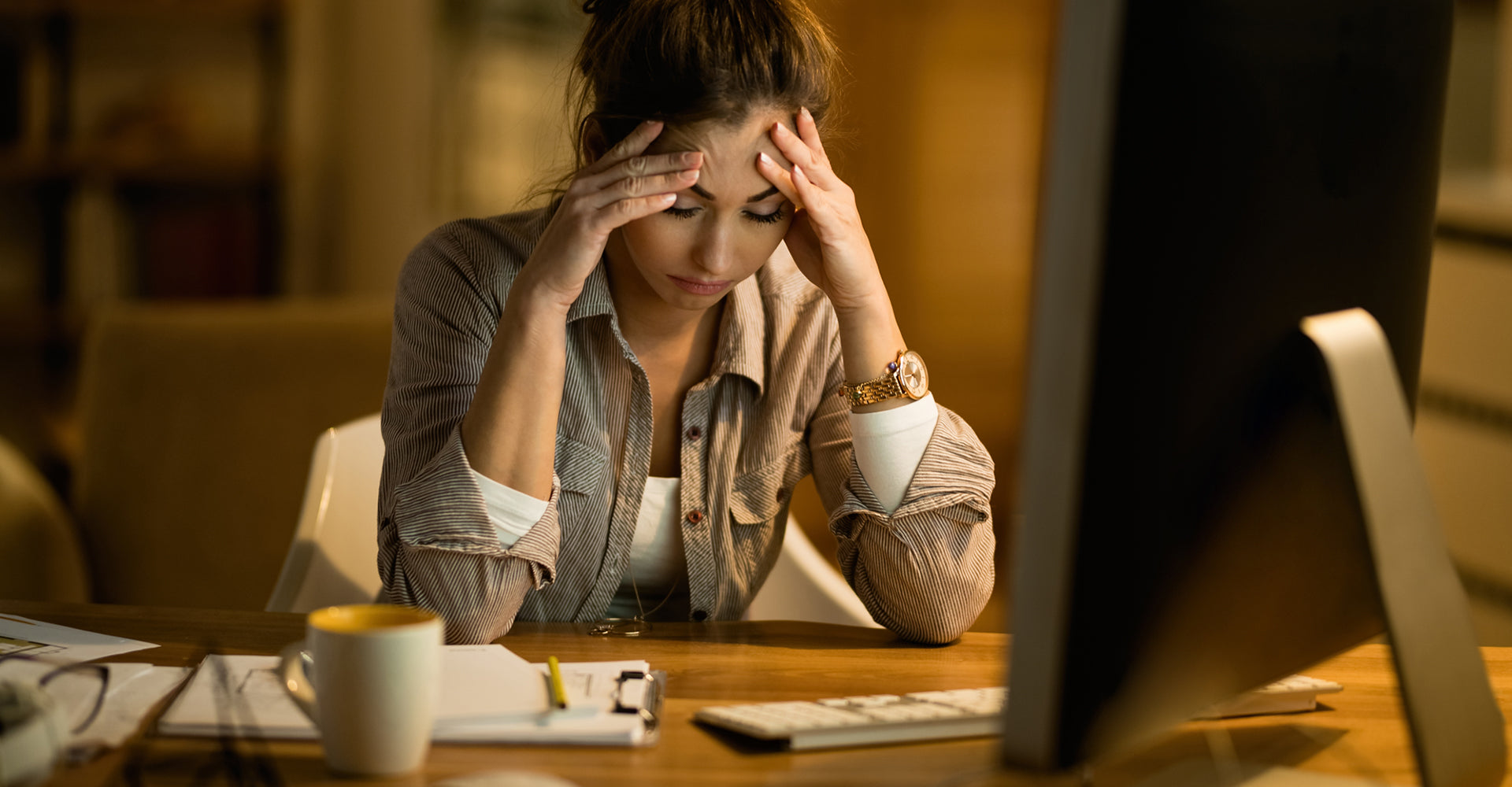 woman having a hard time concentrating